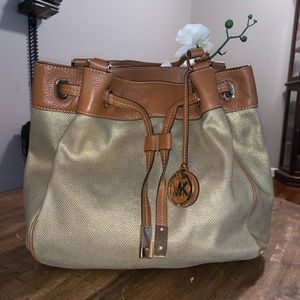 Michael kors purse